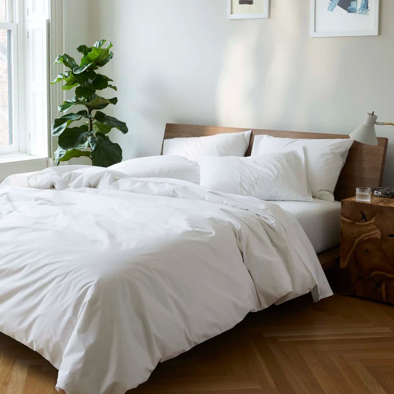 Brooklinen Luxe Sateen Fitted Sheet